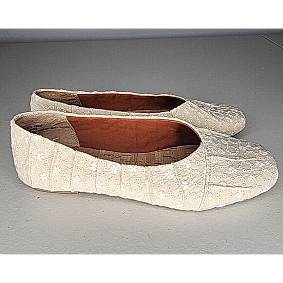Korks Shoes Womens 9 M Palmer Floral Embroidered Ballet Flats KR0012875 Beige - Picture 6 of 8